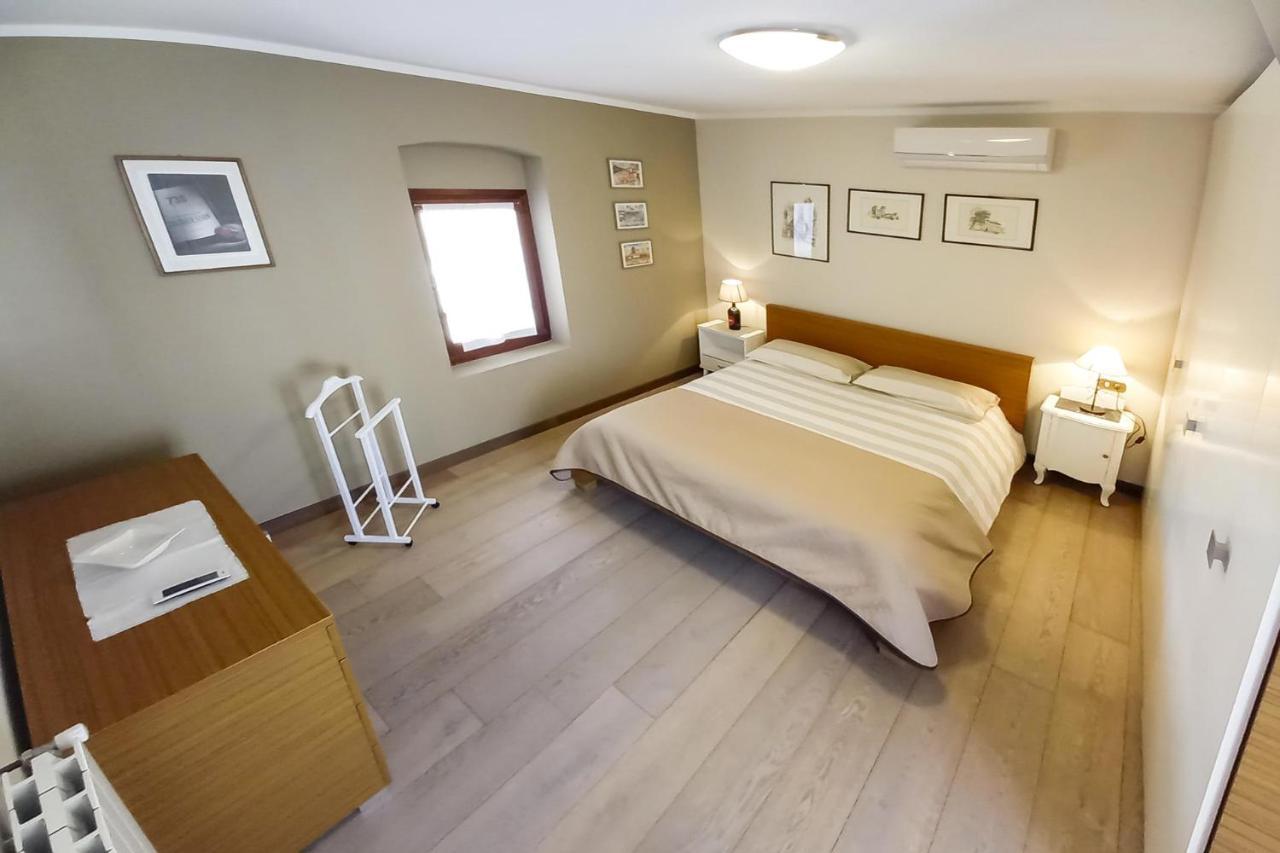 Case Vacanze Ai Burattini Adrara San Rocco Exterior foto